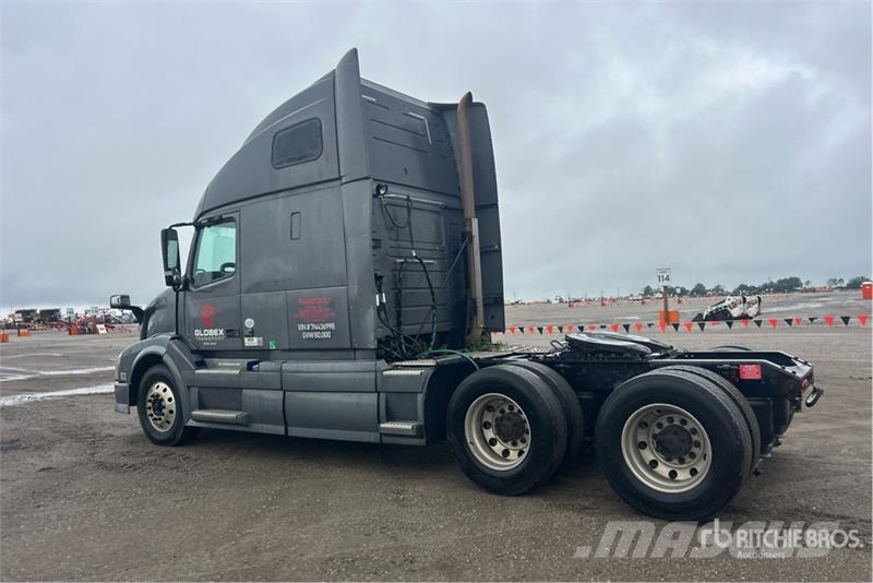 Volvo VNL Vlačilci