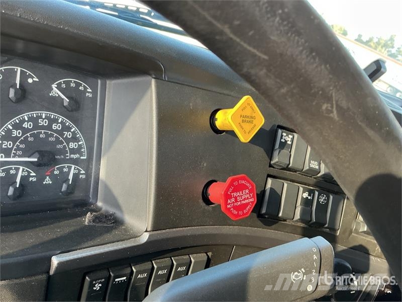 Volvo VNL Cavalos mecânicos
