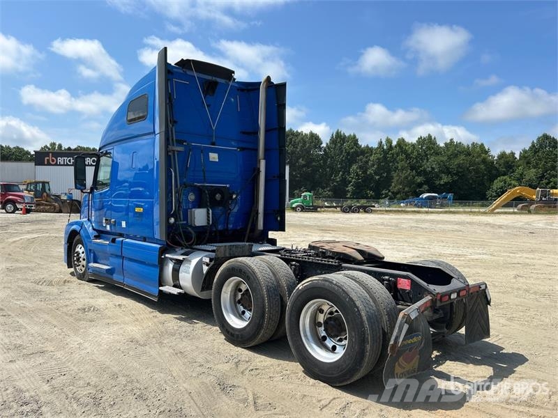 Volvo VNL Vilcēji