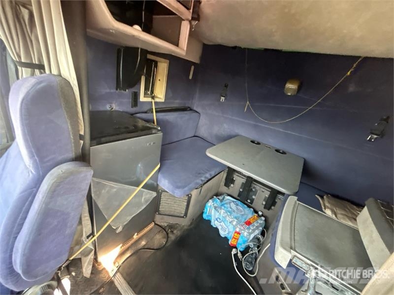Volvo VNL Sattelzugmaschinen