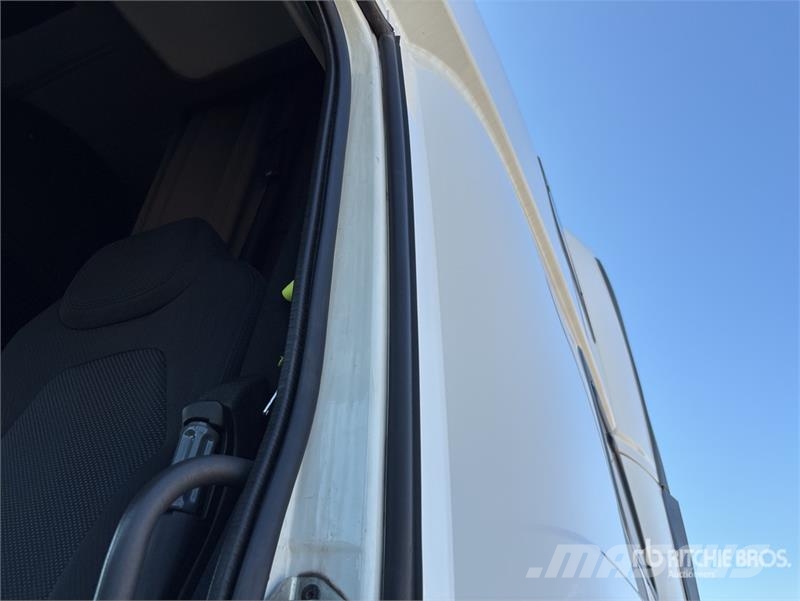 Volvo VNL Tegljači