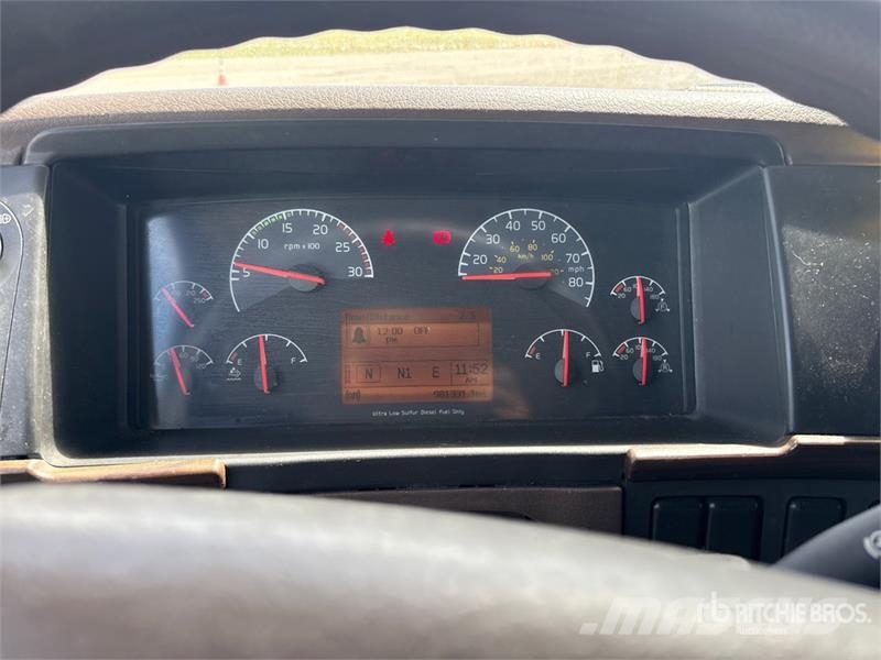 Volvo VNL Vlačilci