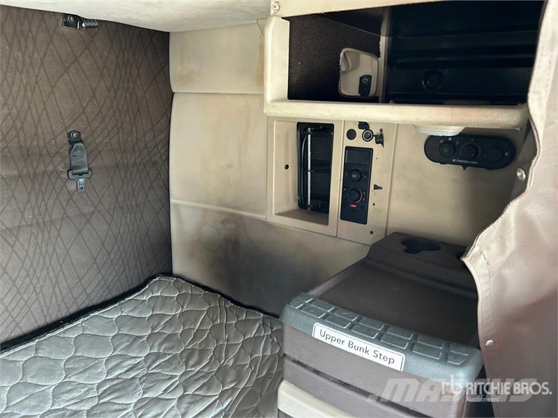 Volvo VNL Vilcēji