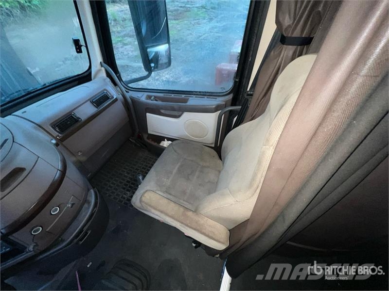 Volvo VNL Vlačilci