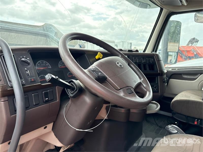 Volvo VNL Prime Movers