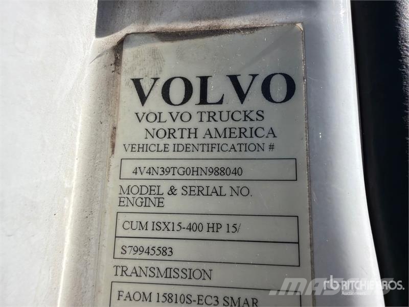 Volvo VNL42T Nyergesvontatók