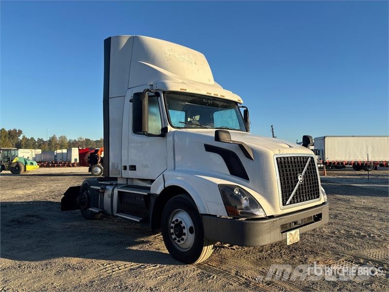 Volvo VNL42T Trekkvogner