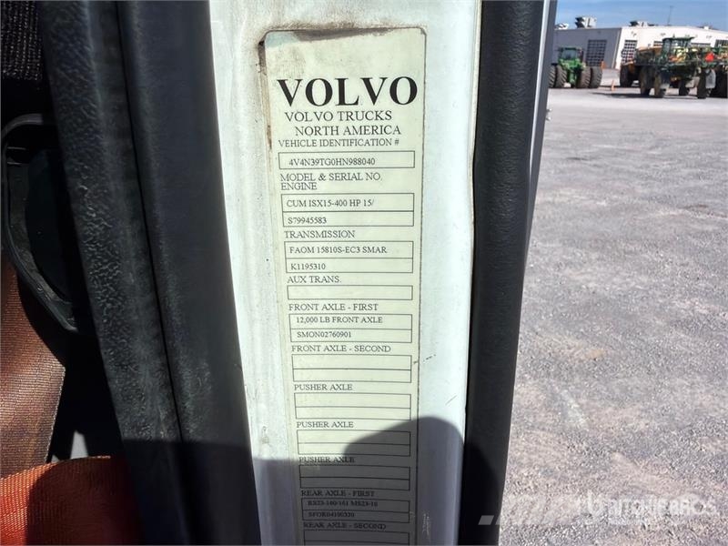 Volvo VNL42T Nyergesvontatók