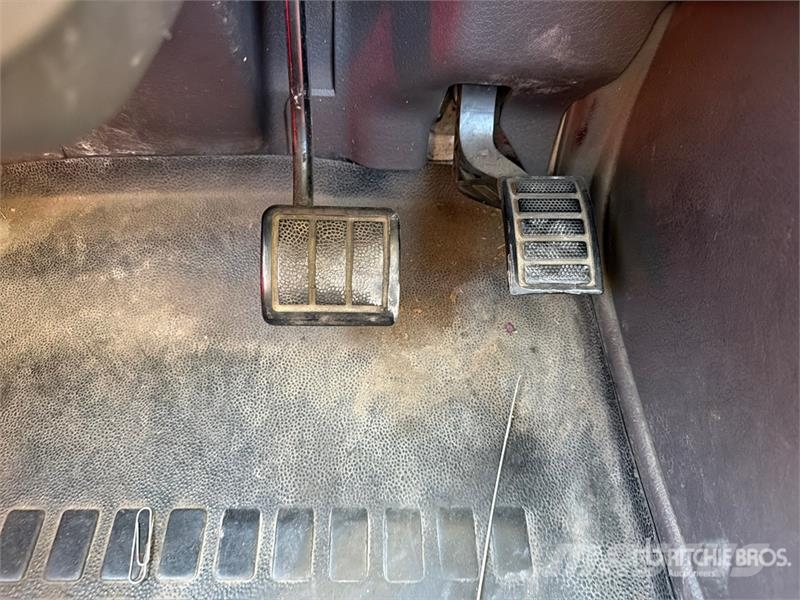Volvo VNL42T Nyergesvontatók