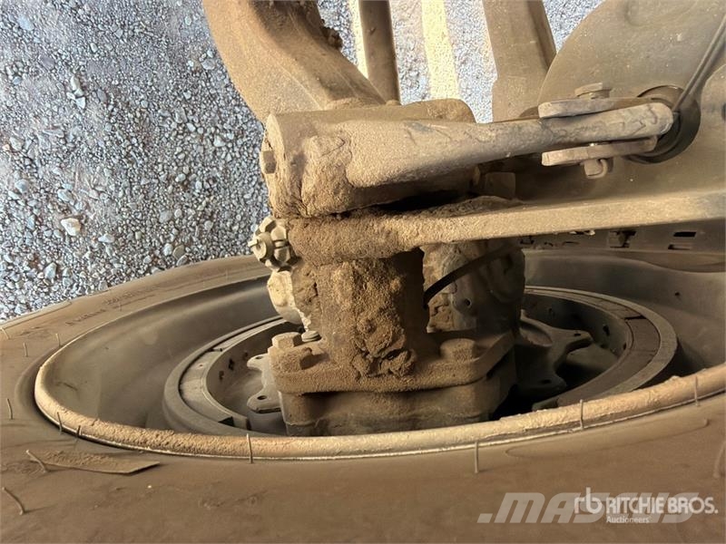 Volvo VNL42T Nyergesvontatók