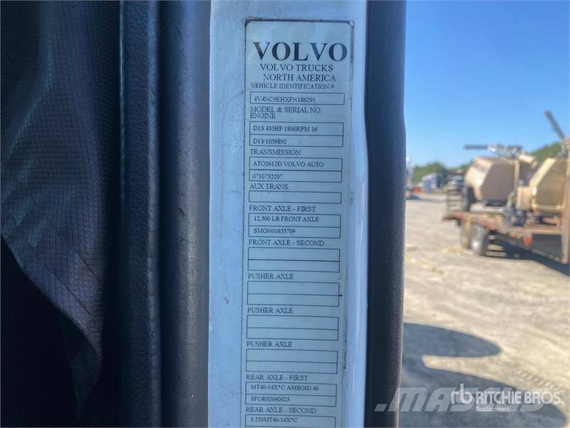 Volvo VNL640 Tegljači