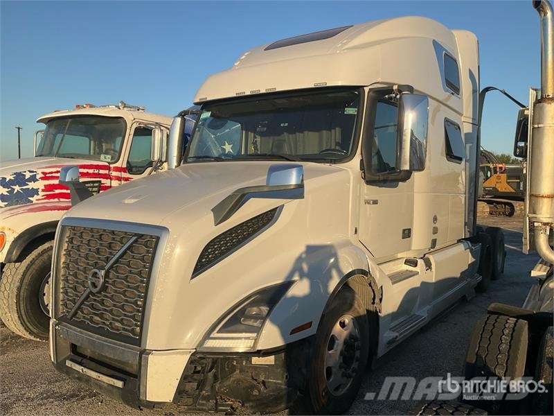 Volvo VNL64T Vilcēji
