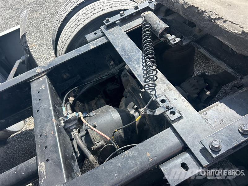 Volvo VNL670 Седельные тягачи