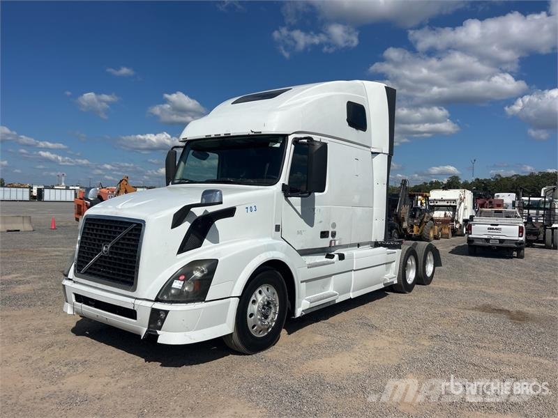 Volvo VNL670 Седельные тягачи