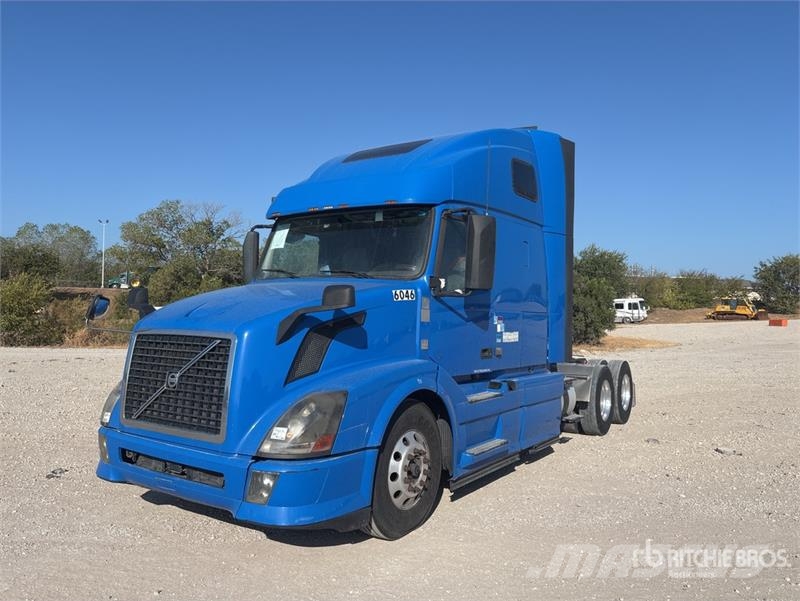 Volvo VNL670 Vilcēji