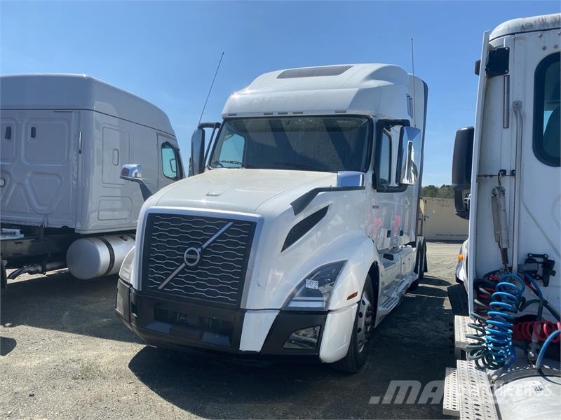 Volvo VNL760 Prime Movers