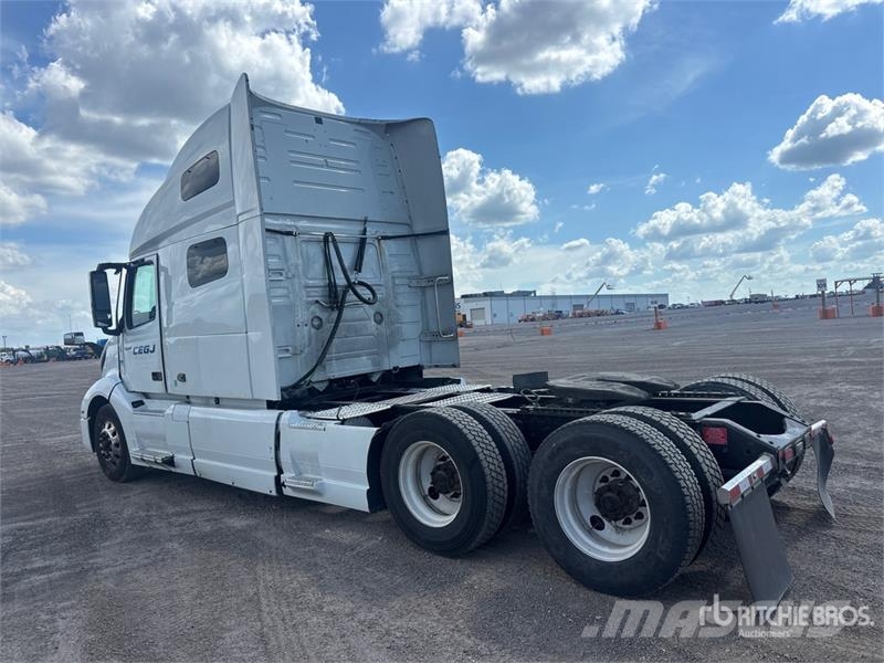 Volvo VNL760 Tracteur routier