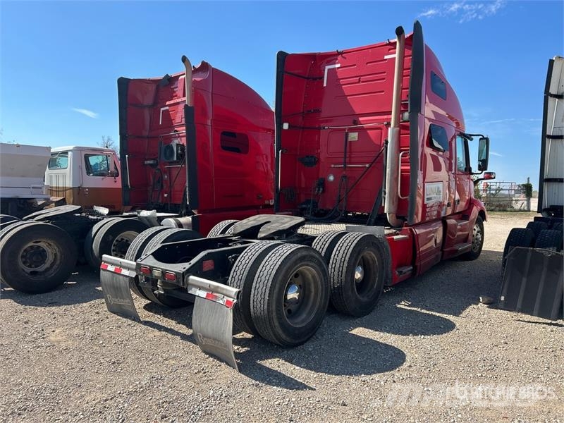 Volvo VNL760 Vilcēji
