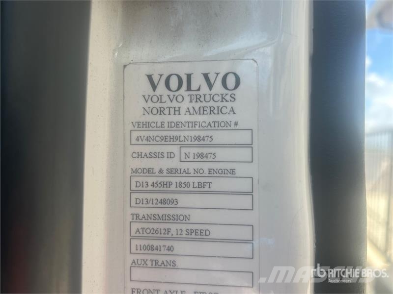 Volvo VNL760 Tracteur routier