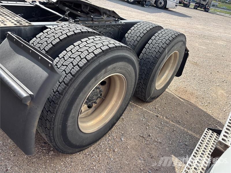 Volvo VNL760 Traktorske jedinice
