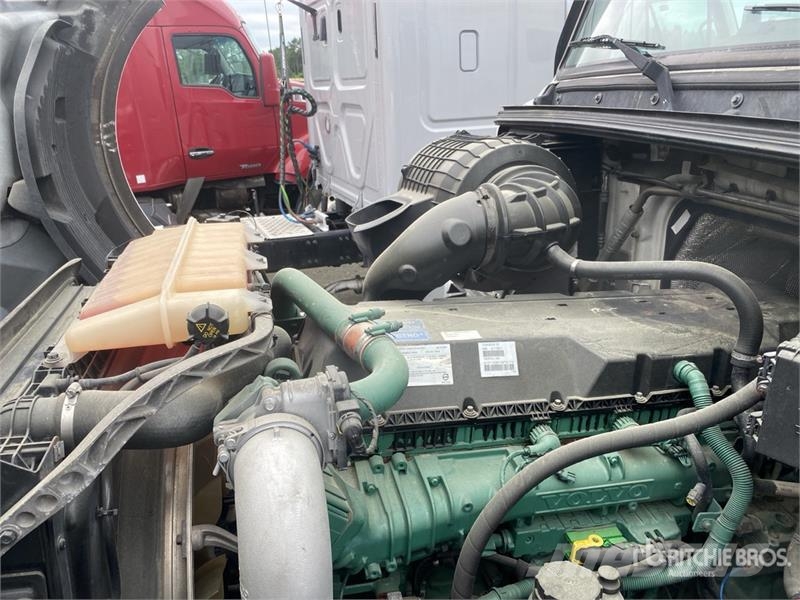 Volvo VNL760 Prime Movers
