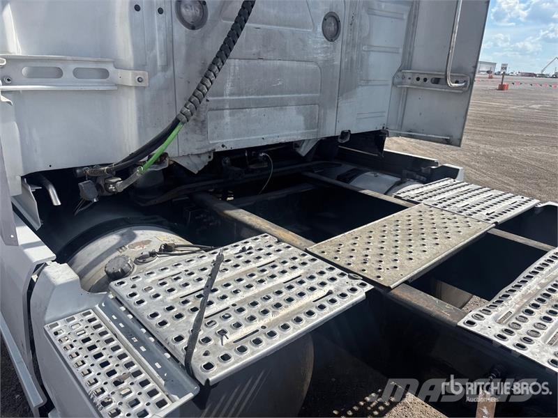 Volvo VNL760 Tracteur routier