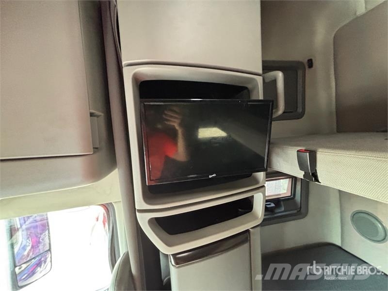 Volvo VNL760 Tracteur routier