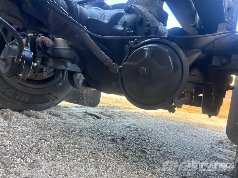 Volvo VNL780 Sattelzugmaschinen
