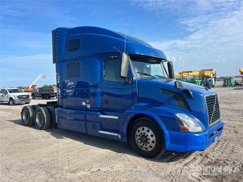 Volvo VNL780 Sattelzugmaschinen