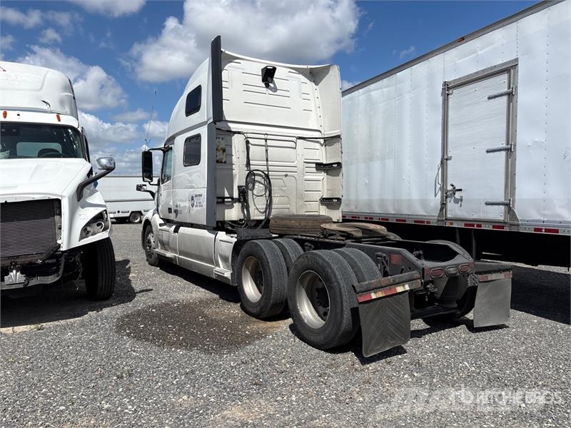 Volvo VNL860 Vilcēji