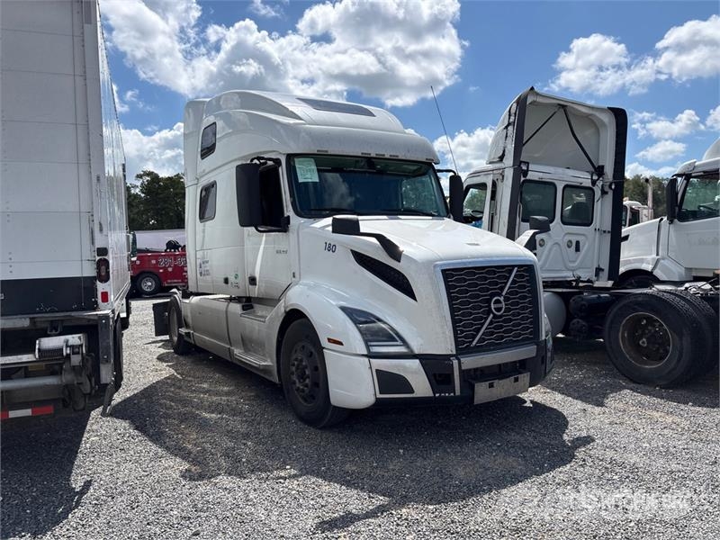 Volvo VNL860 Vilcēji