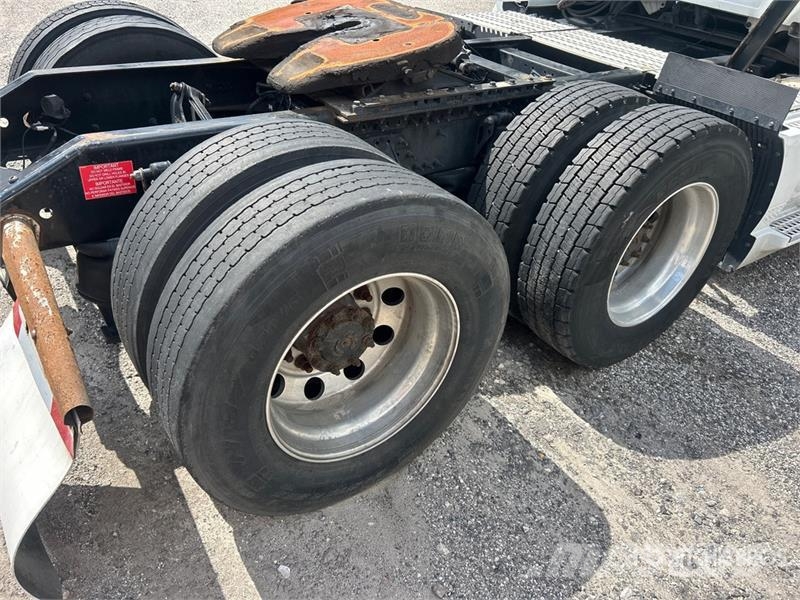 Volvo VNL860 Cavalos mecânicos