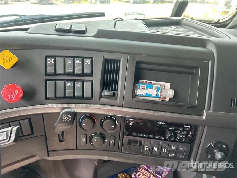 Volvo VNL860 Cavalos mecânicos