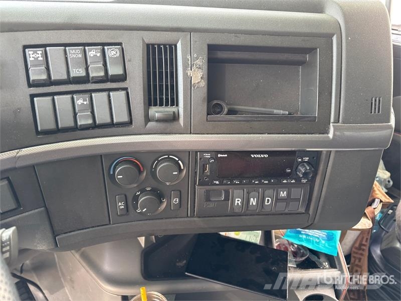 Volvo VNL860 Vilcēji