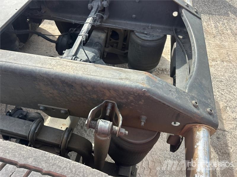 Volvo VNM وحدات الجر