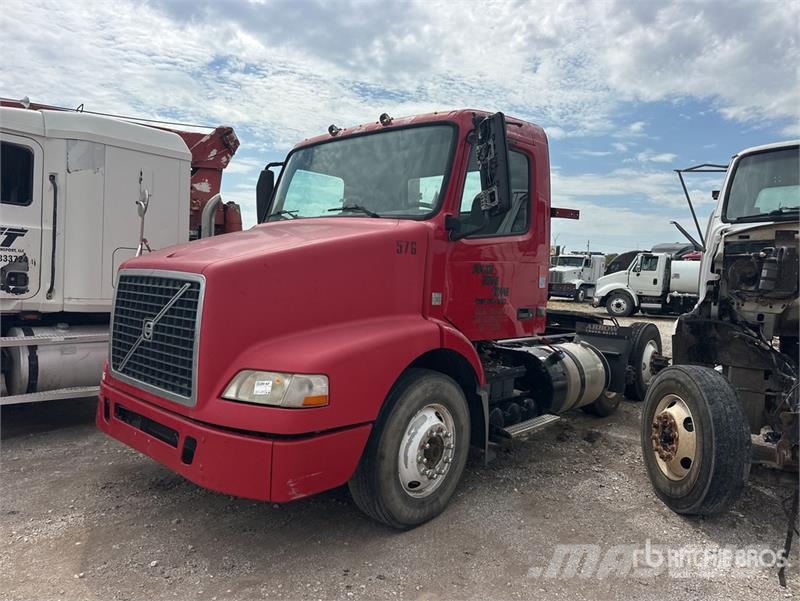 Volvo VNM Sattelzugmaschinen