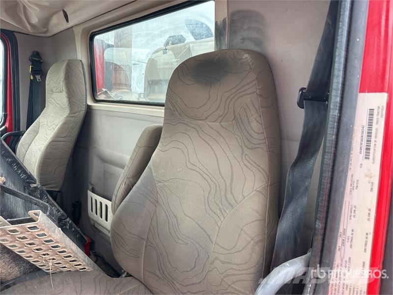 Volvo VNM Sattelzugmaschinen