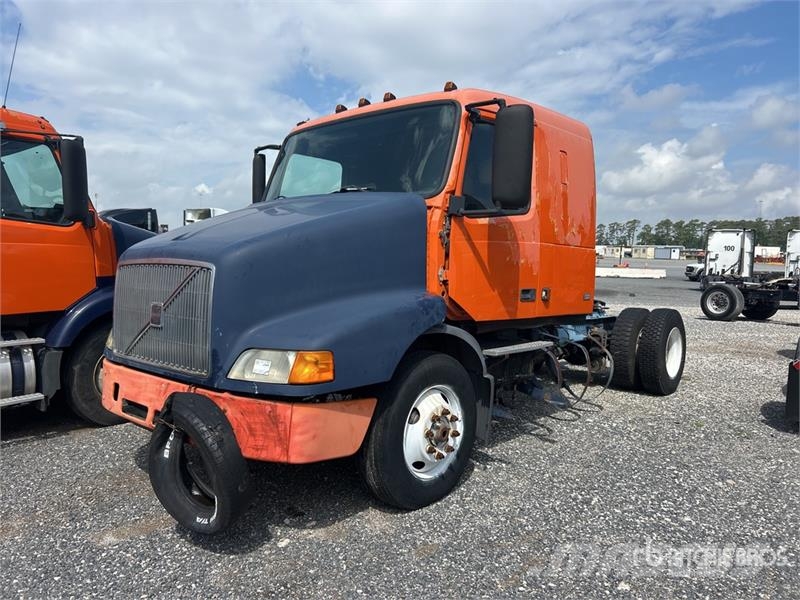 Volvo VNM Vilcēji