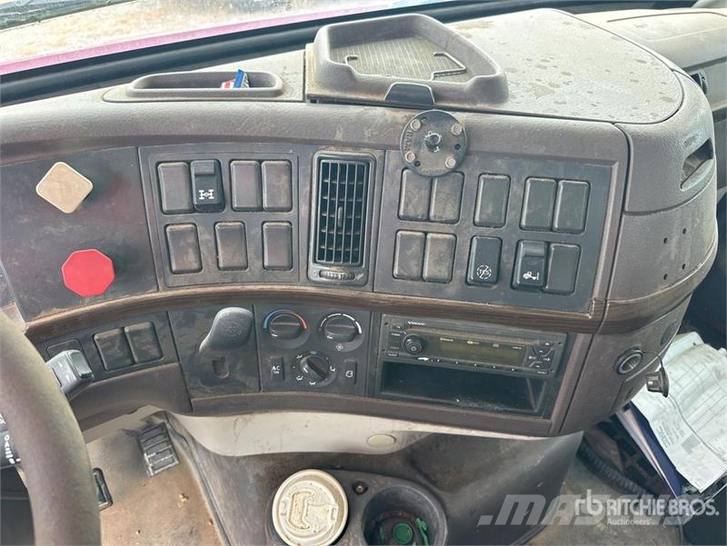 Volvo VNM Sattelzugmaschinen