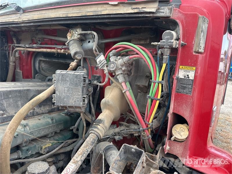 Volvo VNM Sattelzugmaschinen