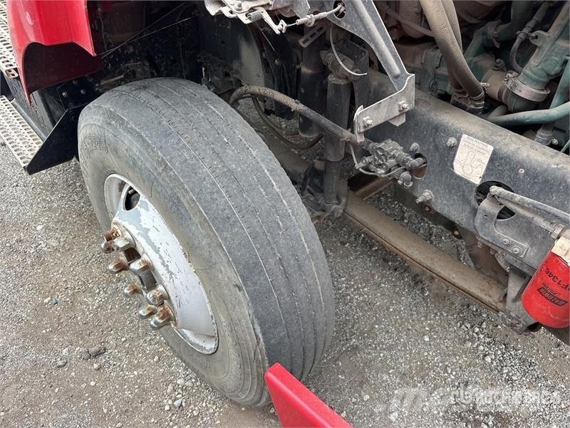 Volvo VNM Sattelzugmaschinen