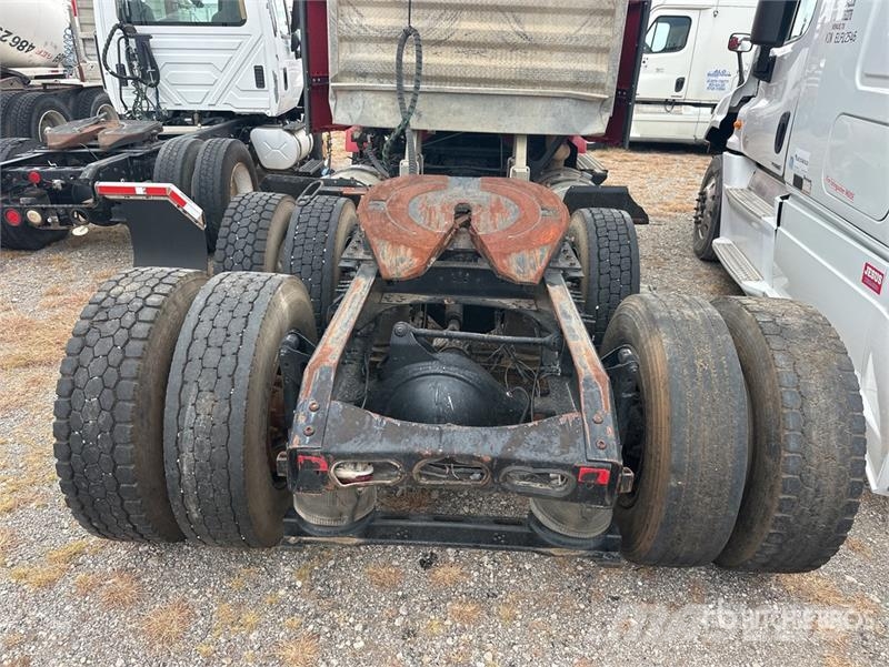 Volvo VNM Sattelzugmaschinen