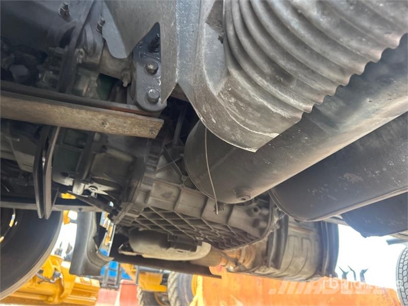 Volvo VNM وحدات الجر
