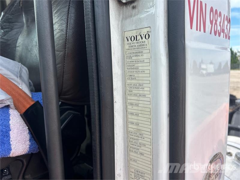 Volvo VNM وحدات الجر