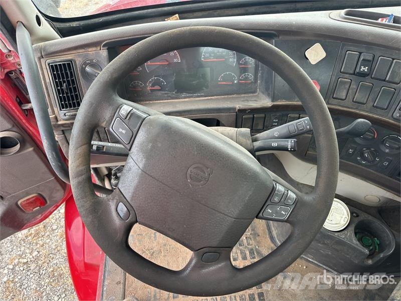 Volvo VNM Sattelzugmaschinen