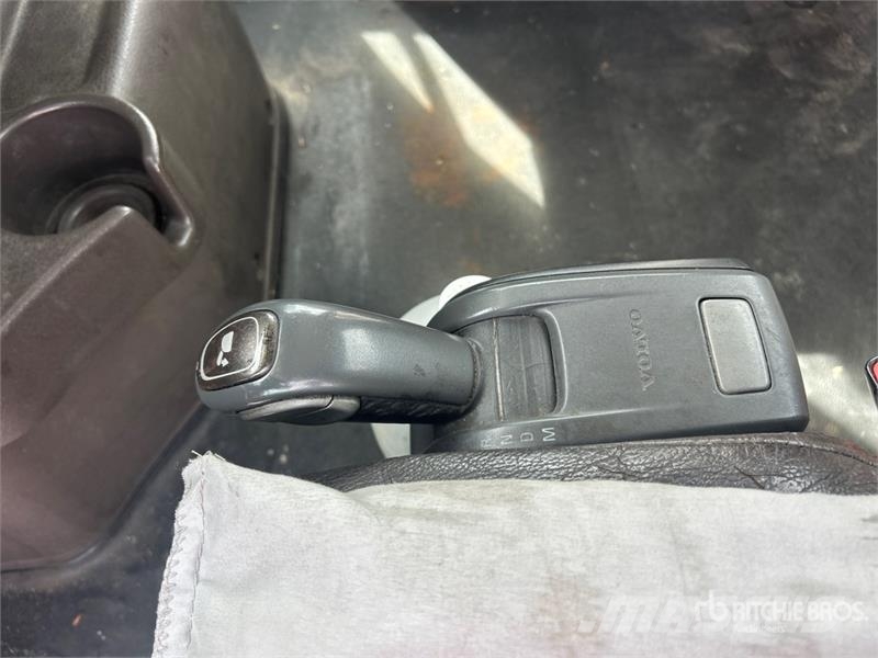 Volvo VNM وحدات الجر