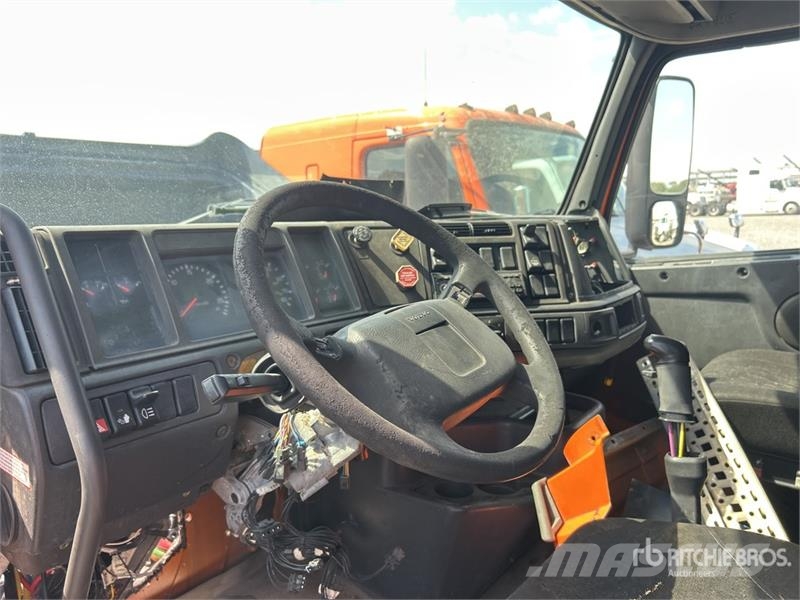 Volvo VNM Vilcēji