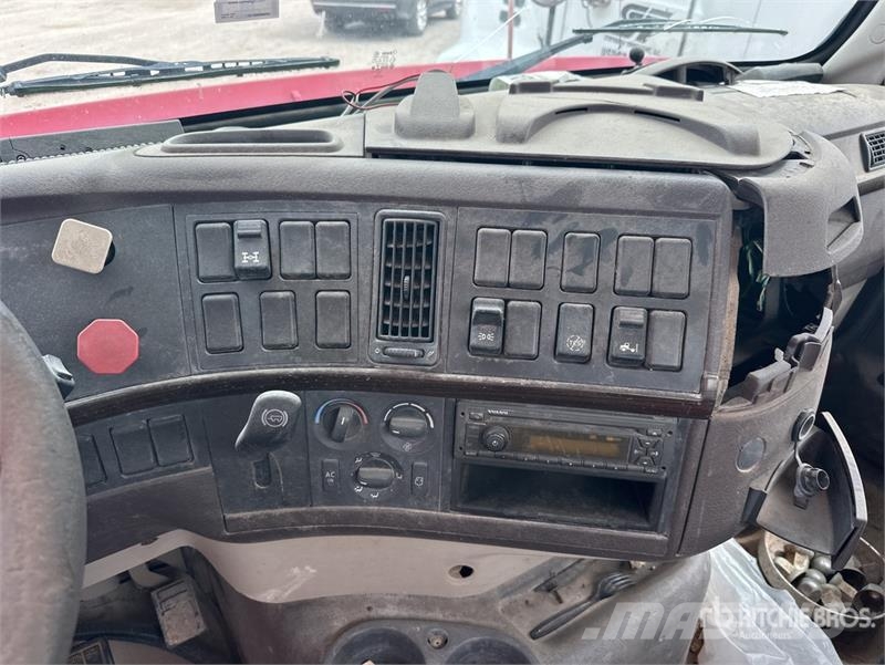 Volvo VNM Sattelzugmaschinen