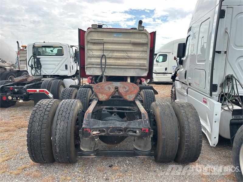Volvo VNM Sattelzugmaschinen