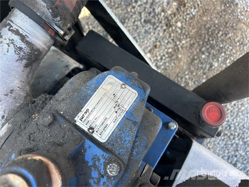 Volvo VNM Camiones aspiradores/combi